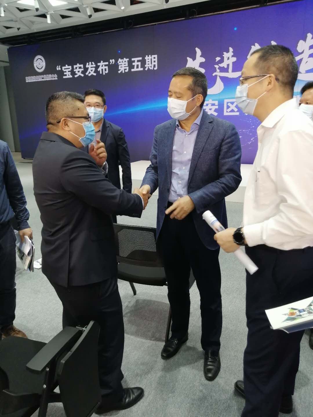 壓縮空氣組合式干燥機(jī)，壓縮空氣干燥機(jī)，冷凍式干燥機(jī)，吸干機(jī)，精密過(guò)濾器，吸附式干燥機(jī)