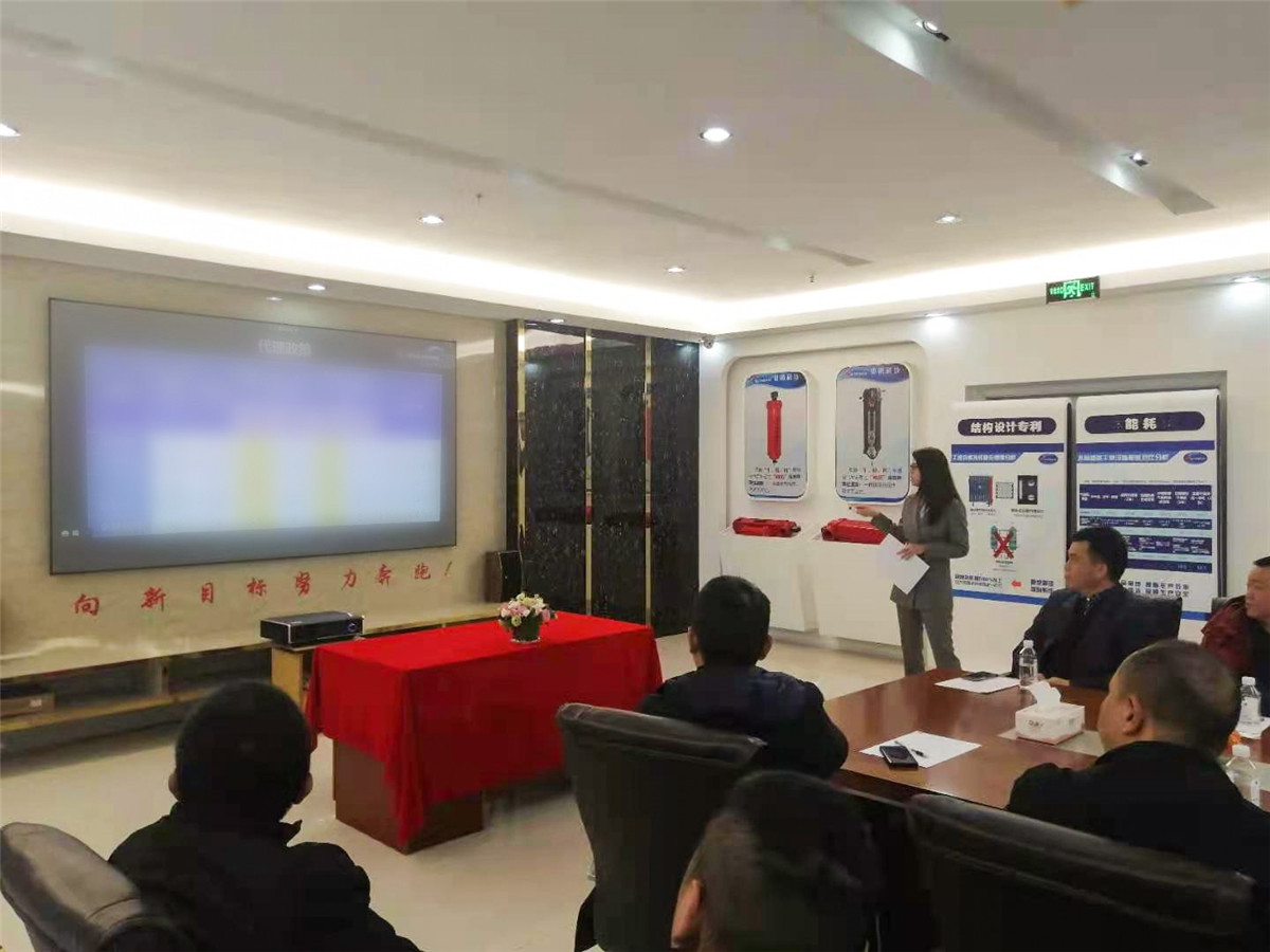 壓縮空氣組合式干燥機(jī)，壓縮空氣干燥機(jī)，冷凍式干燥機(jī)，吸干機(jī)，精密過(guò)濾器，吸附式干燥機(jī)